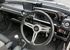 ホンダ シティ カブリオレ ターボ : ステアリングホイール＆シフトノブ変更 10