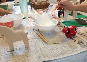 Akabeko painting Dalahast process 1