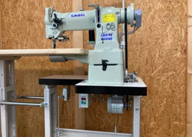 The initial speed of the industrial sewing machine was too fast, so I used a pulley to decelerate it.. / 工業ミシンは初速が早すぎたので、プーリーを使って減速 process6