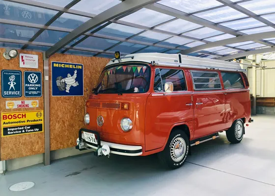 6-Wheel T-2 BUS front B