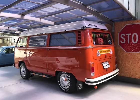 6-Wheel T-2 BUS rear B