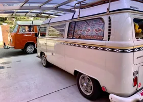 Decoration lines to a BUS body / バスのボディへデコレーションライン入れ 16