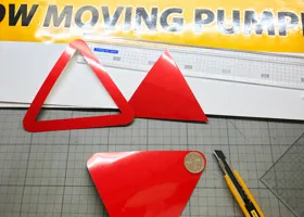SLOW MOVING PUMPKIN Sticker making process / スロー ムービング パンプキン ステッカー 製作工程 4