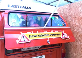 SLOW MOVING PUMPKIN Sticker making process / スロー ムービング パンプキン ステッカー 製作工程 6